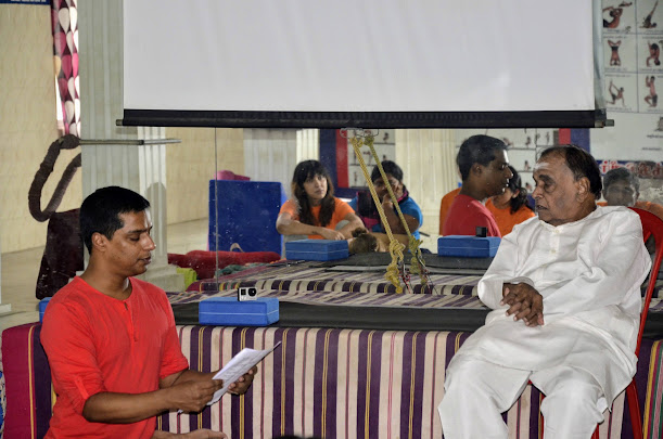 Teaching and conversation during a previous Anahata Yoga India journey